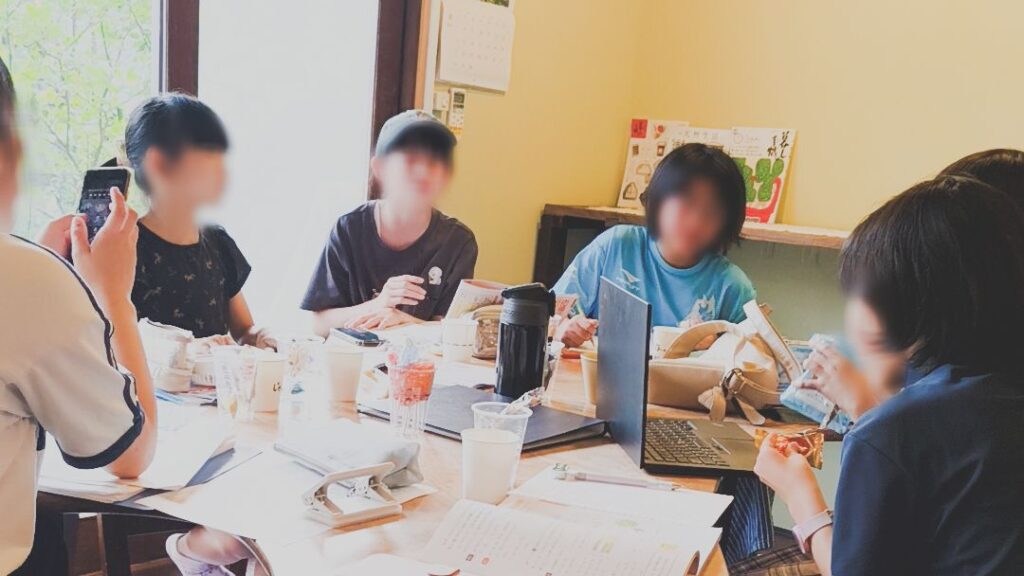 noNameティーンとおしゃべり